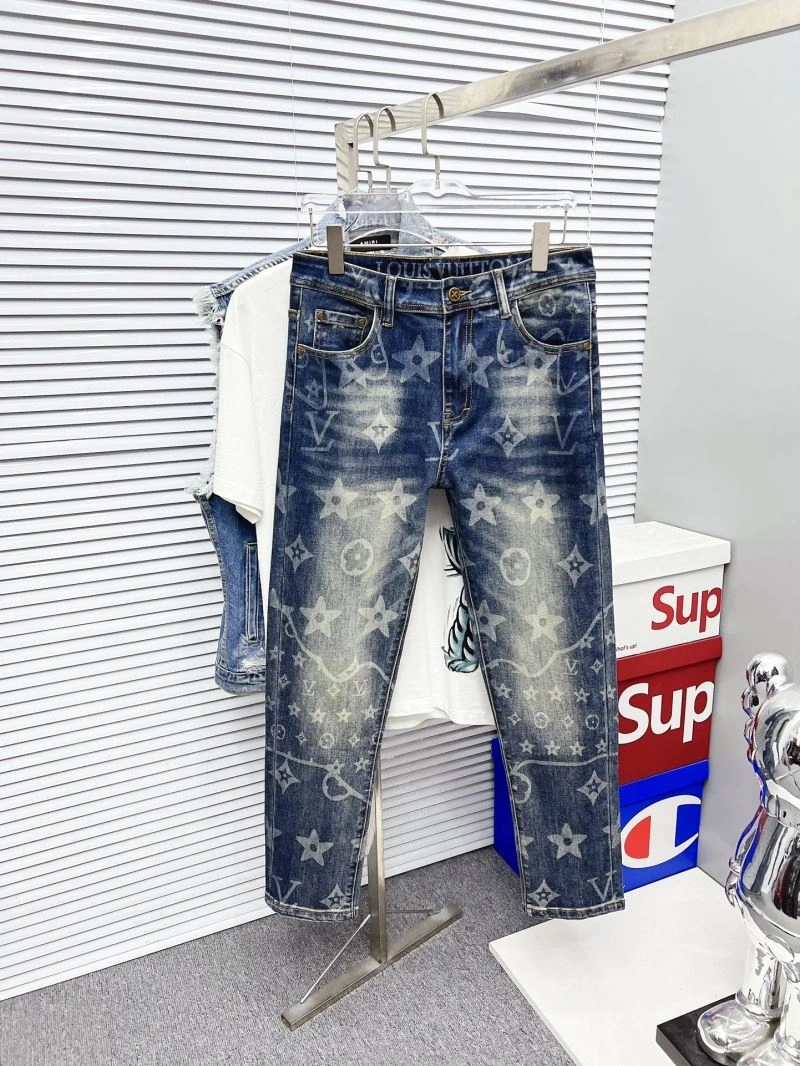 MultiPurpose Louis Vuitton Jeans 134059