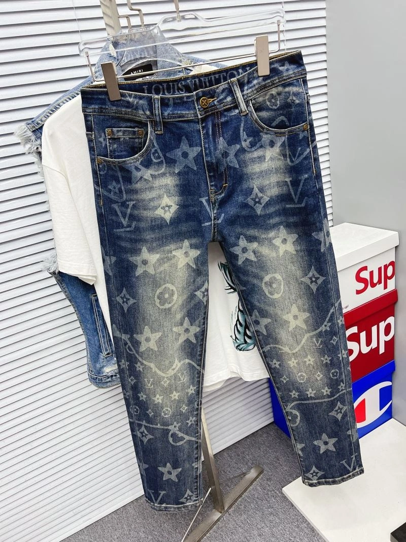 MultiPurpose Louis Vuitton Jeans 134059