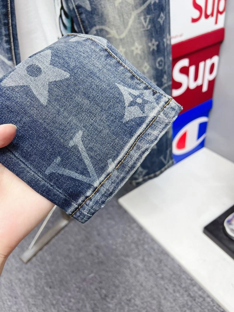 MultiPurpose Louis Vuitton Jeans 134059