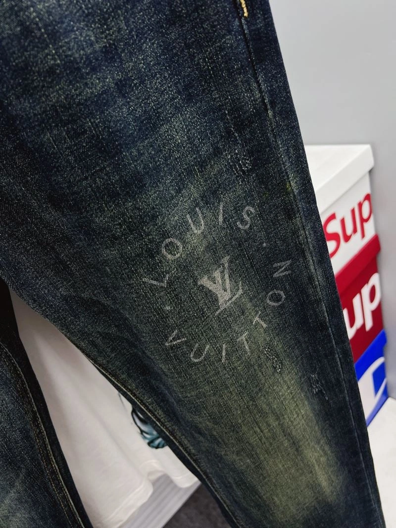 Sleek Louis Vuitton Jeans 134064
