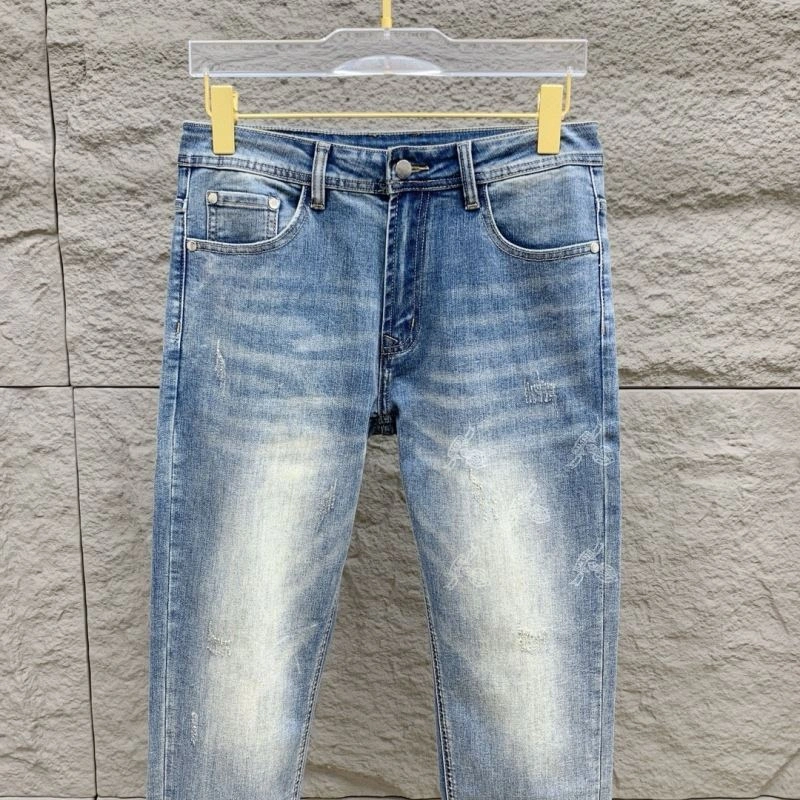 MultiPurpose Louis Vuitton Jeans 134070