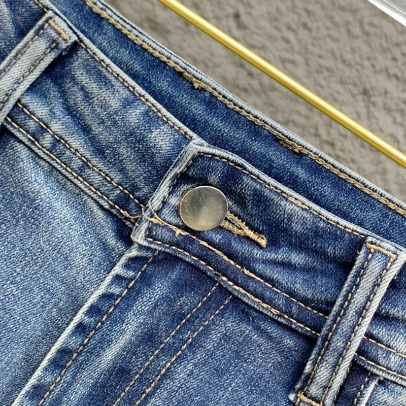 MultiPurpose Louis Vuitton Jeans 134070