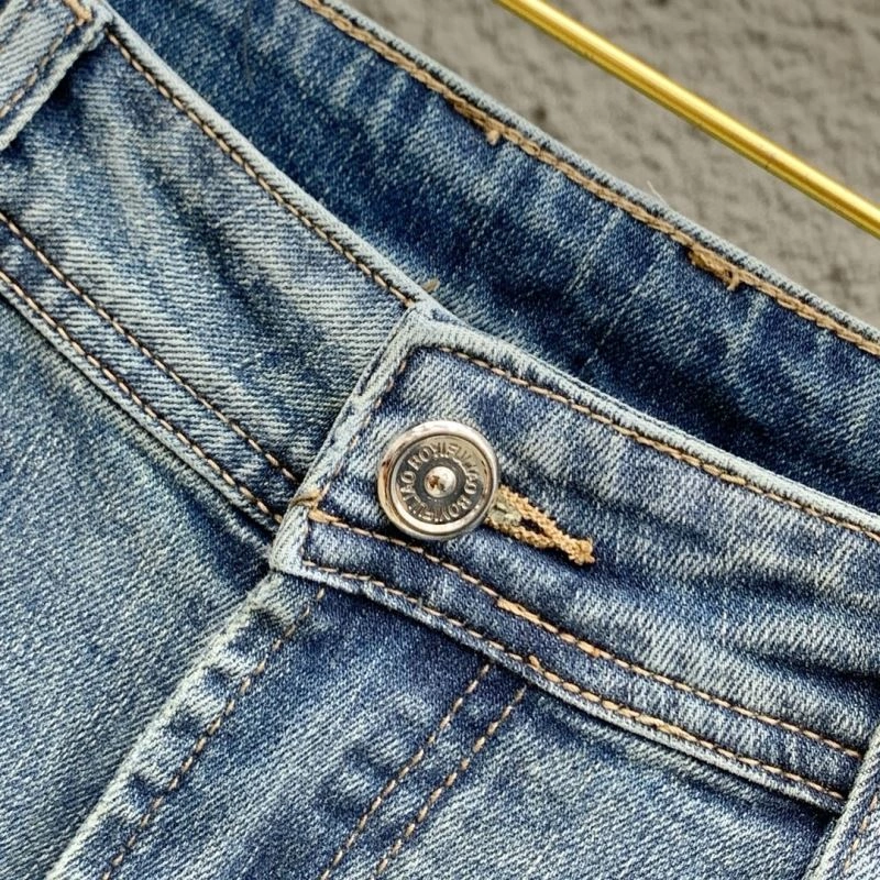 Versatile Louis Vuitton Jeans 134069