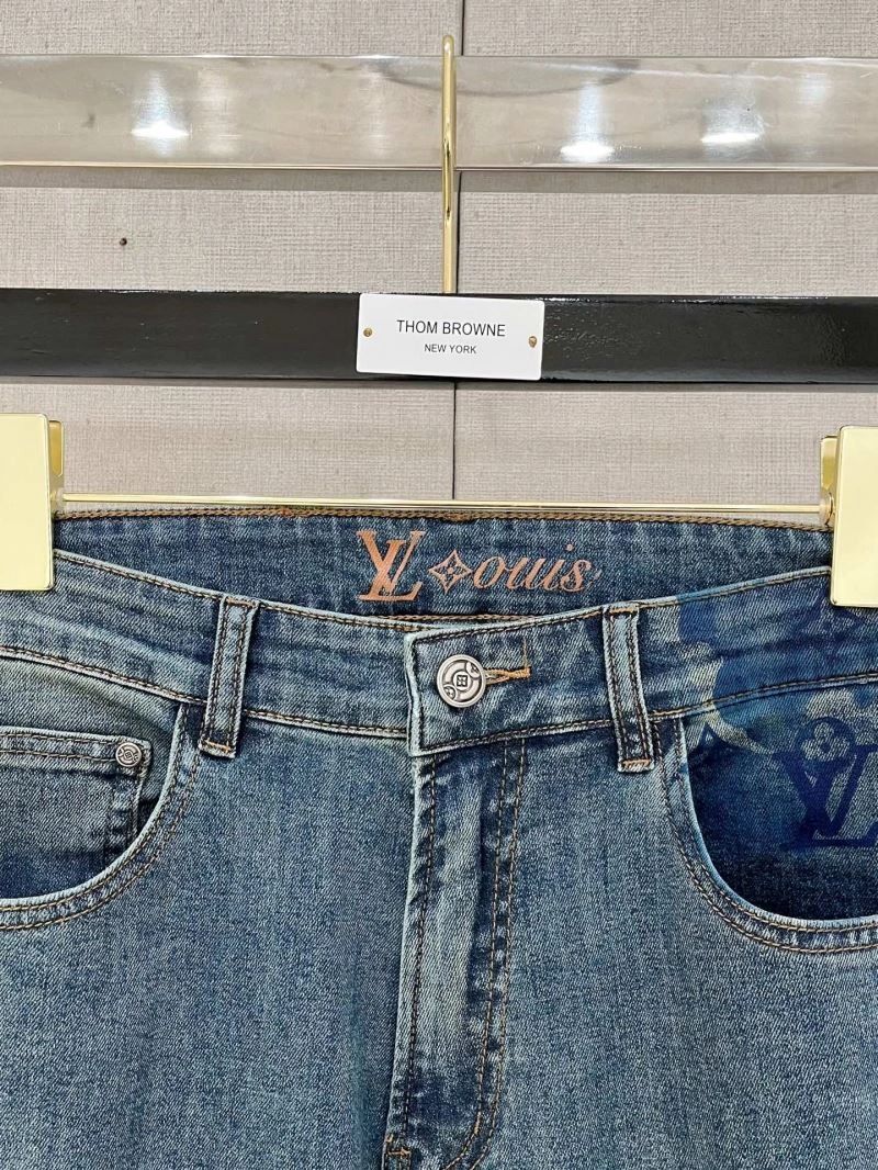 WaterResistant Louis Vuitton Jeans 134046
