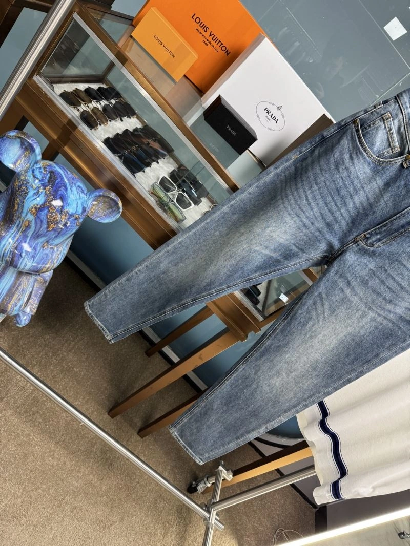 Practical Louis Vuitton Jeans 134049
