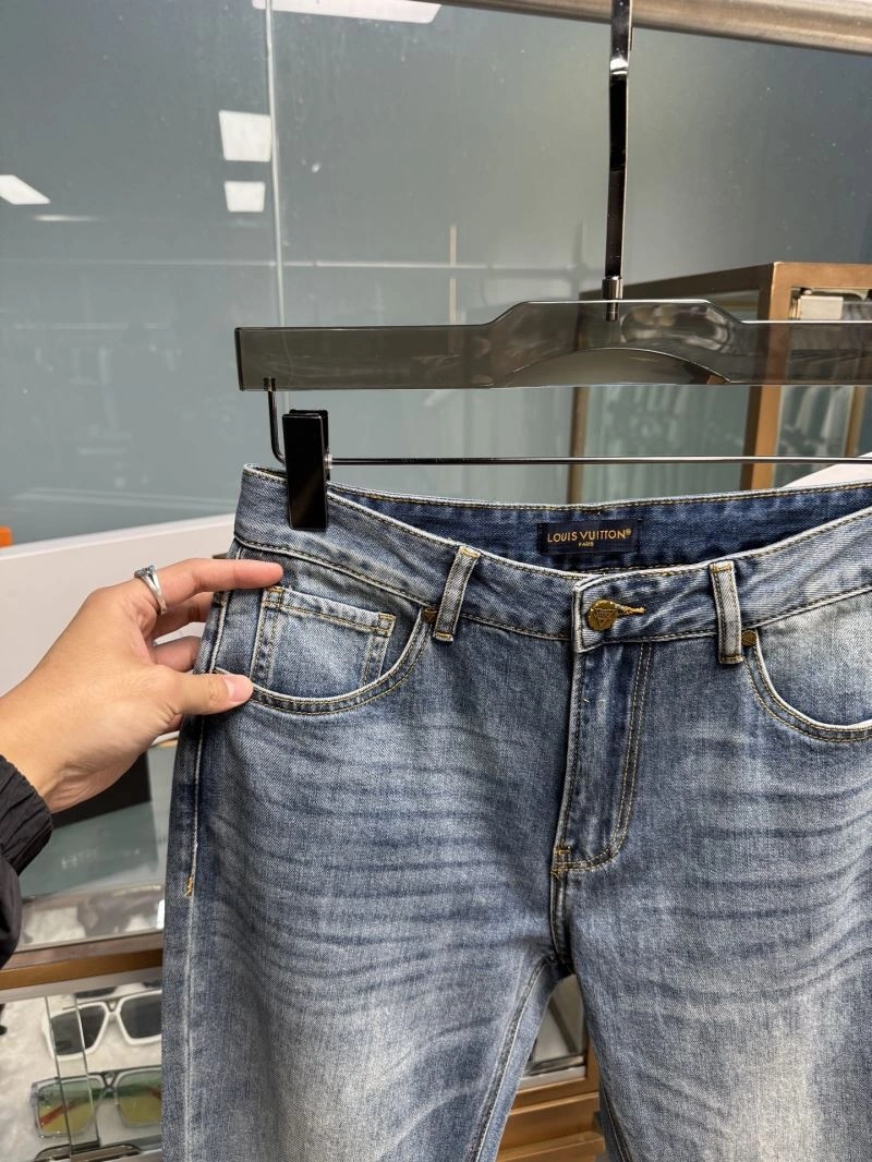 Practical Louis Vuitton Jeans 134049