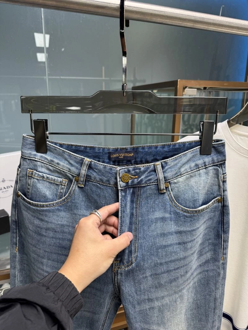 Practical Louis Vuitton Jeans 134049