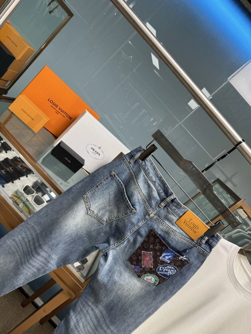 Practical Louis Vuitton Jeans 134049