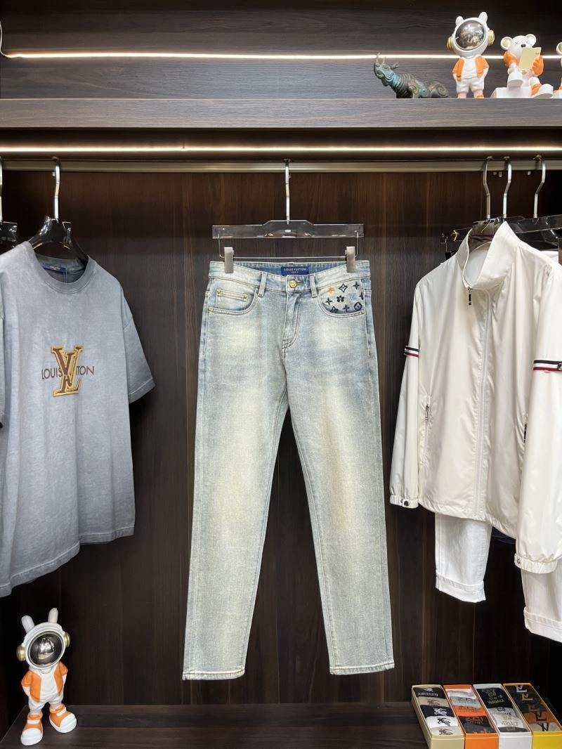 Affordable Louis Vuitton Jeans 134041