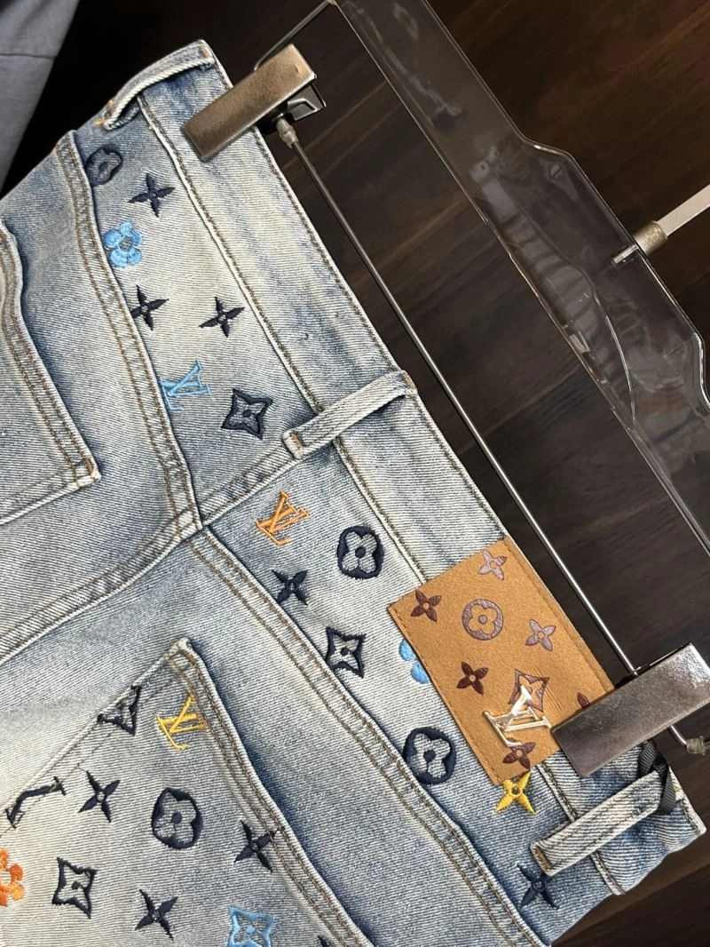 Affordable Louis Vuitton Jeans 134041