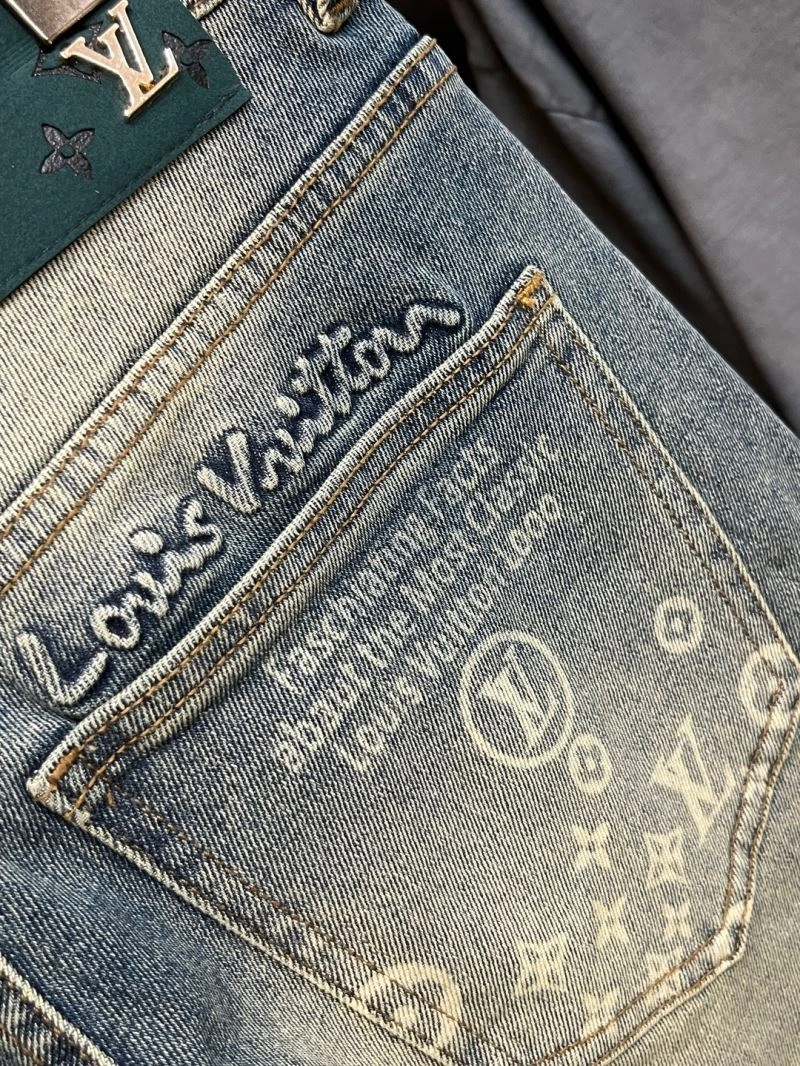 Louis Vuitton Jeans MultiPurpose 134030