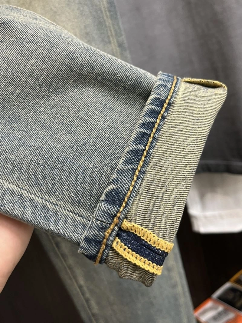 Louis Vuitton Jeans MultiPurpose 134030