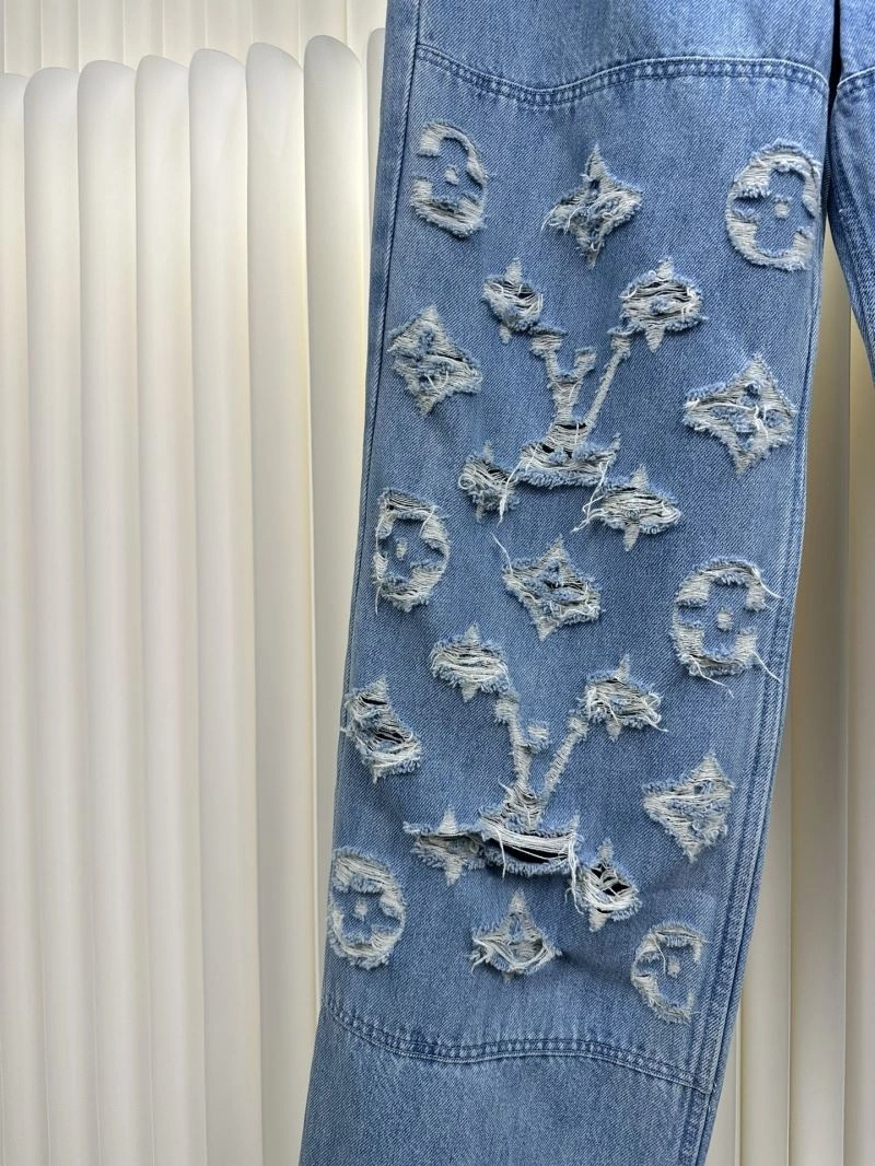 Functional Louis Vuitton Jeans 133147
