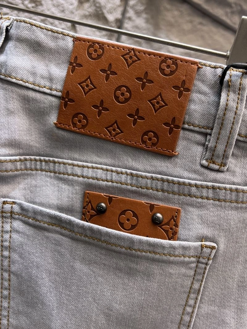 Popular Louis Vuitton Jeans 133140