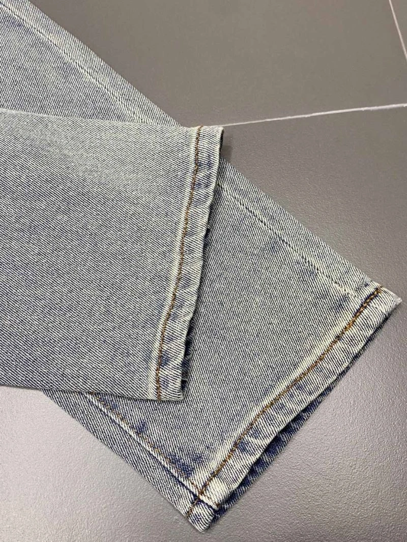 Louis Vuitton Jeans EyeCatching 133137