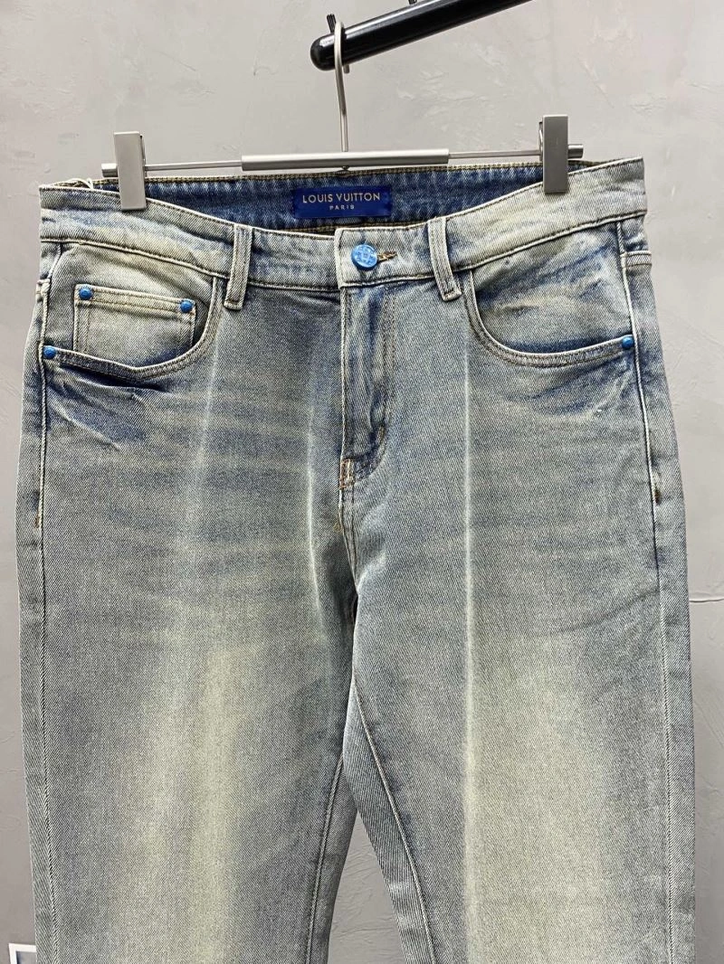 EyeCatching Louis Vuitton Jeans 133139
