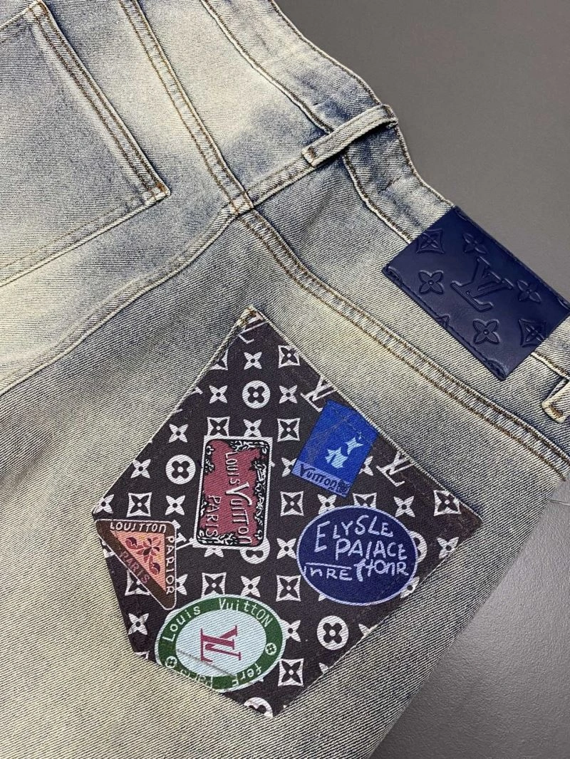 EyeCatching Louis Vuitton Jeans 133139