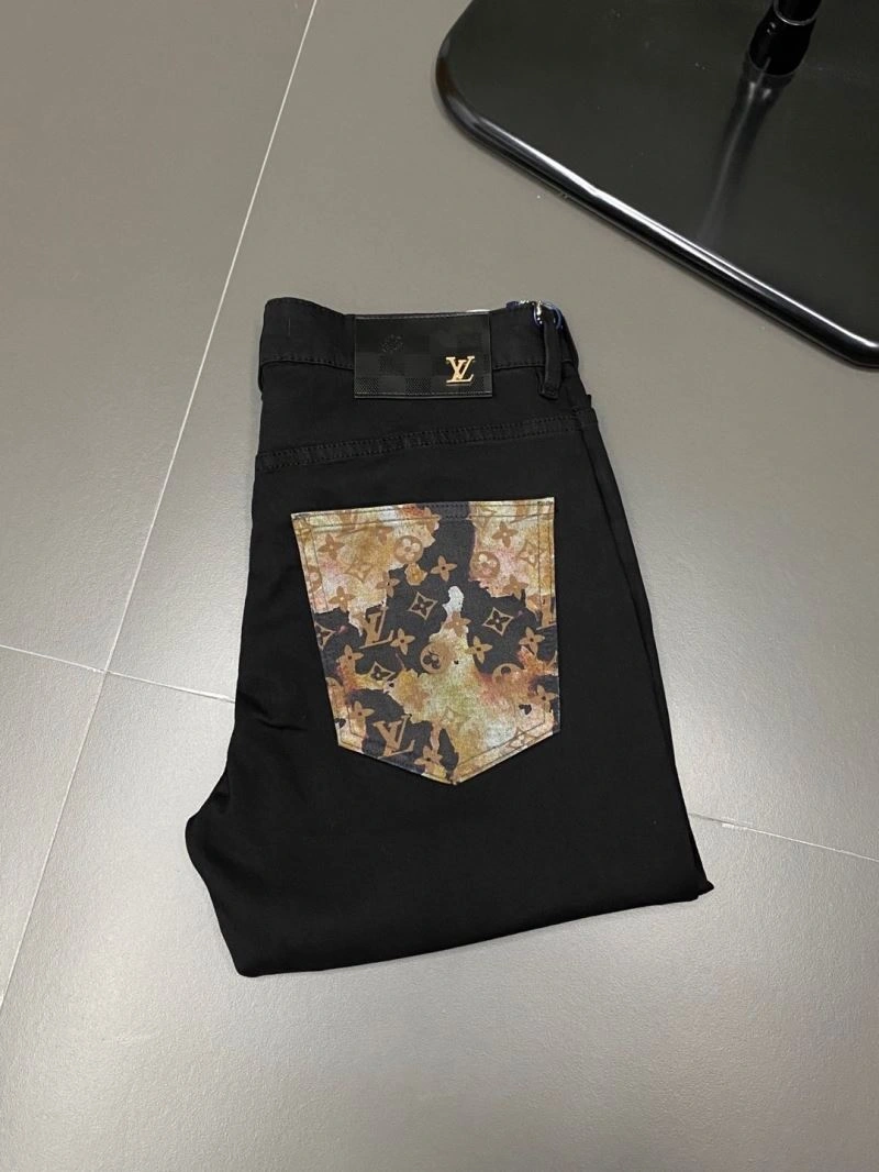 Chic Louis Vuitton Jeans 133128