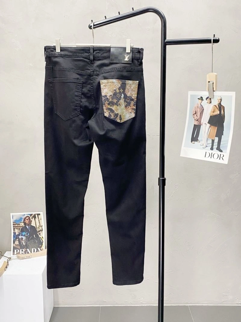 Chic Louis Vuitton Jeans 133128