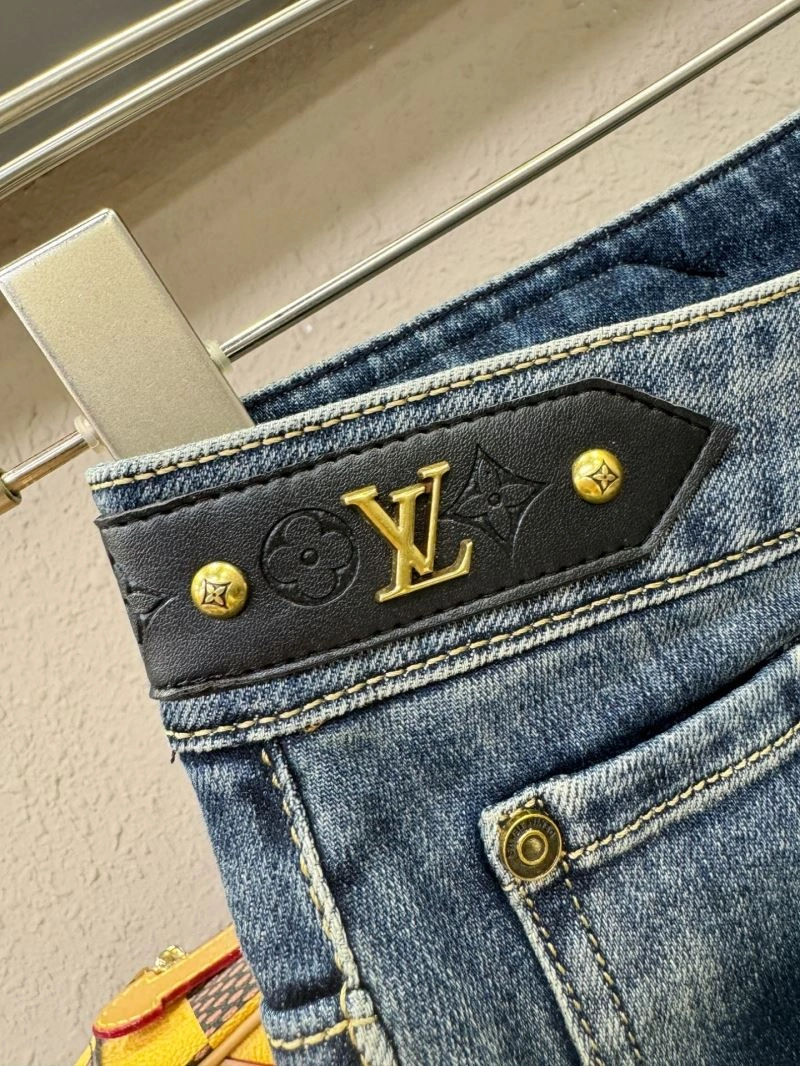 FashionForward Louis Vuitton Jeans 133132