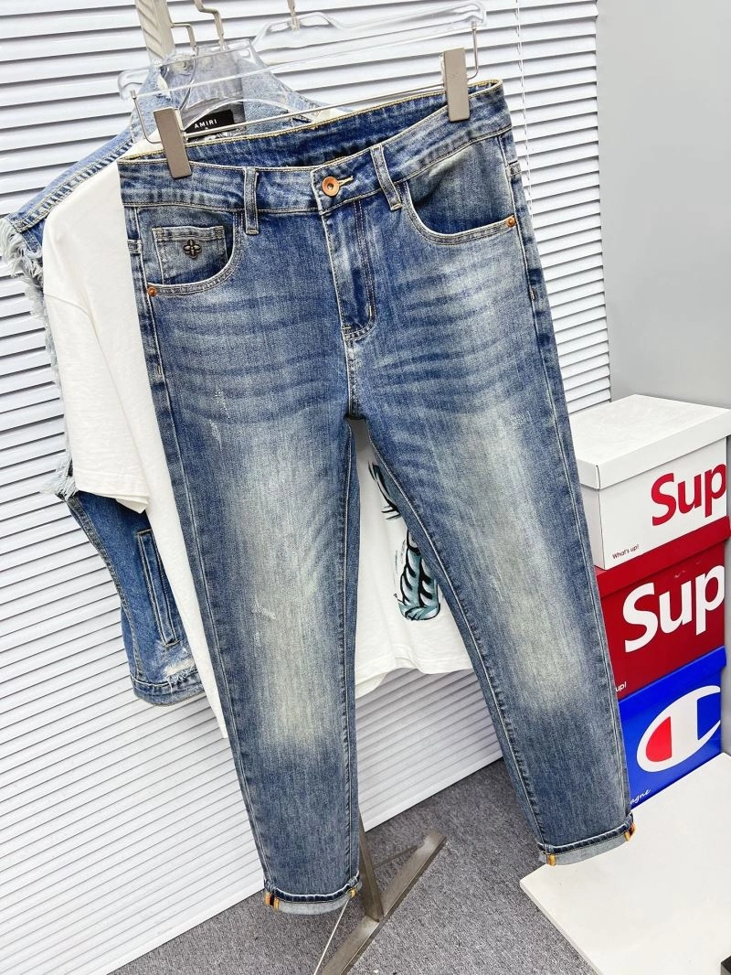 Louis Vuitton Jeans Versatile 133121