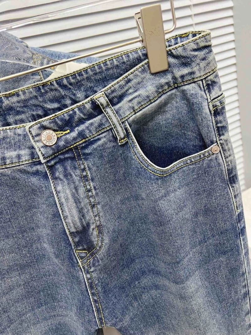 Louis Vuitton Jeans Upgraded 133103