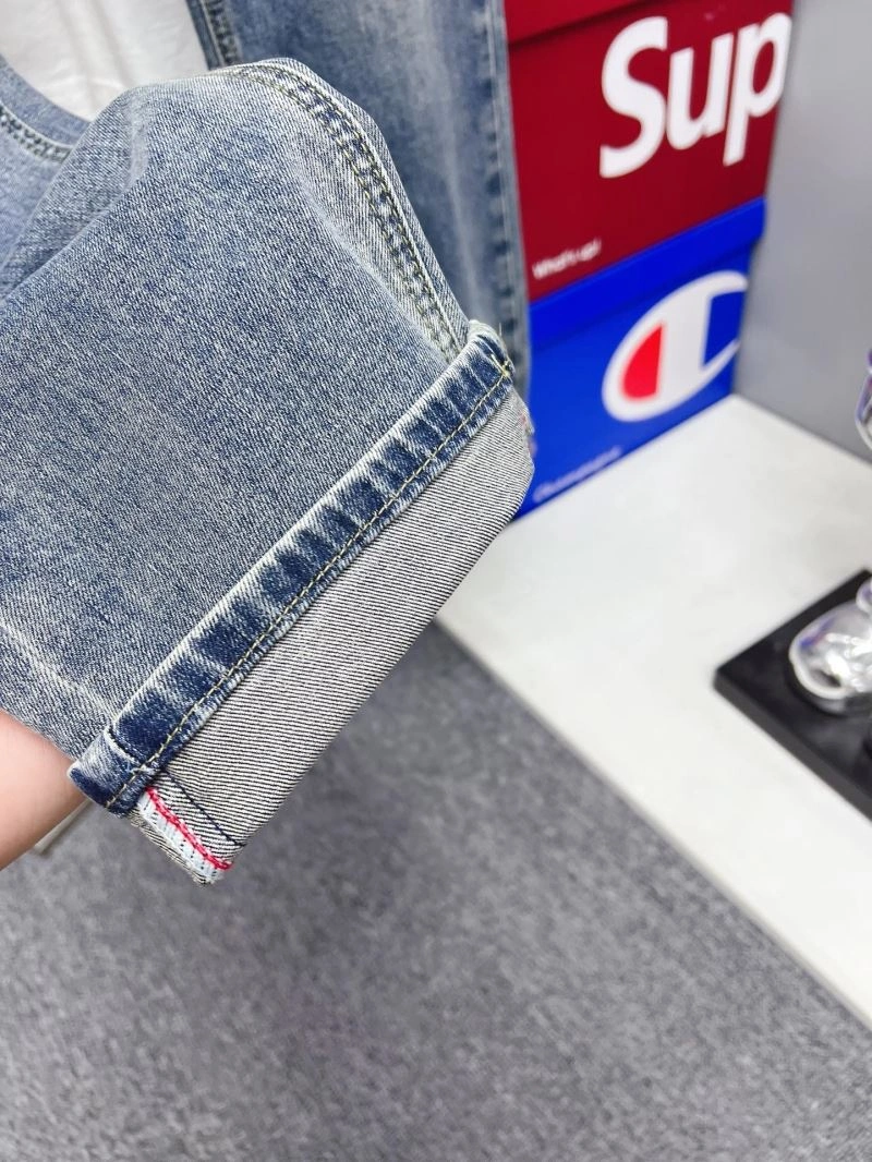 Louis Vuitton Jeans Upgraded 133103
