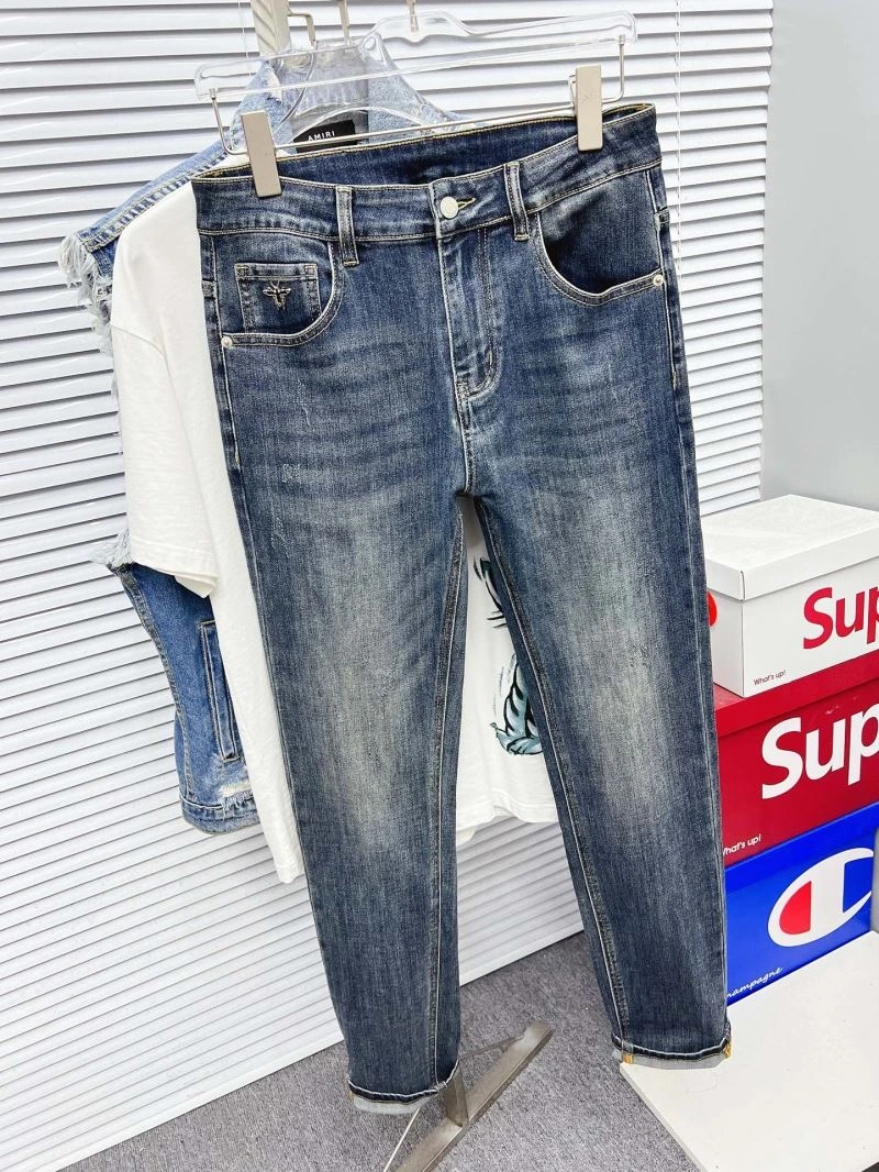 Seasonal Louis Vuitton Jeans 133097