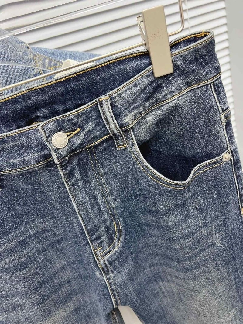 Seasonal Louis Vuitton Jeans 133097
