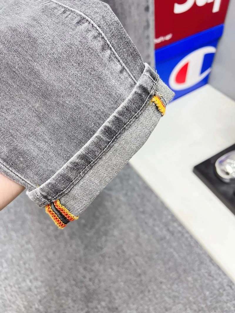 HighQuality Louis Vuitton Jeans 133089