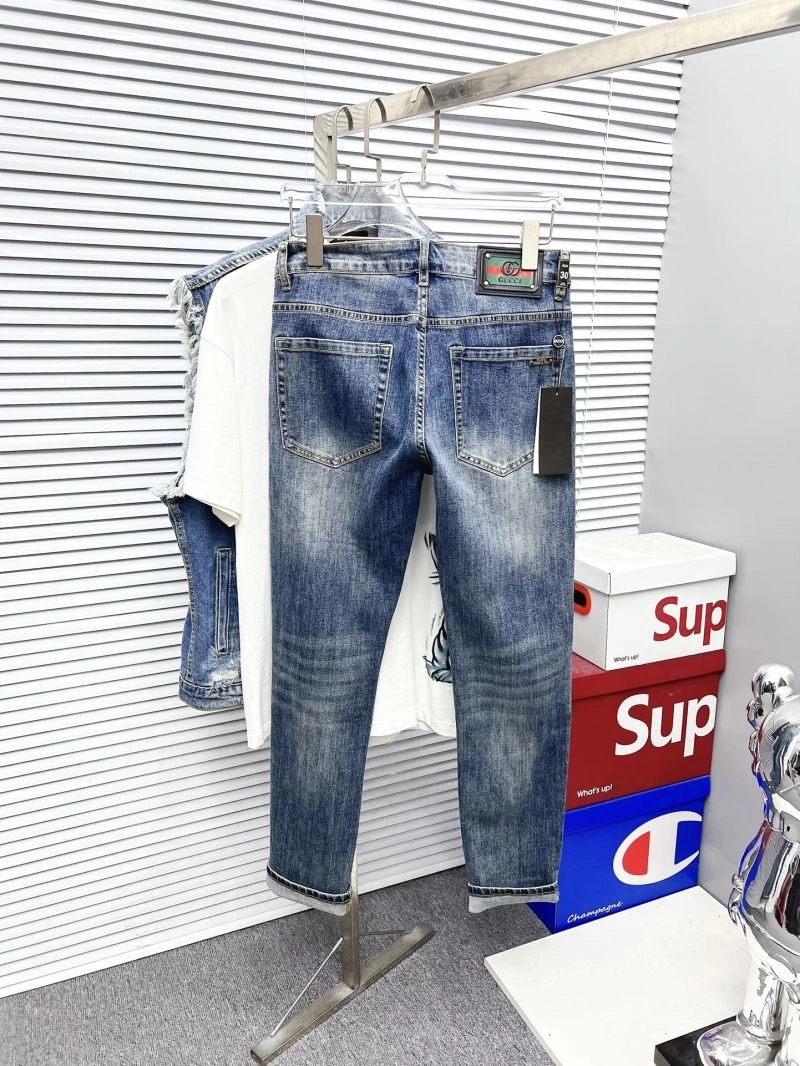 NewStyle Louis Vuitton Jeans 133085