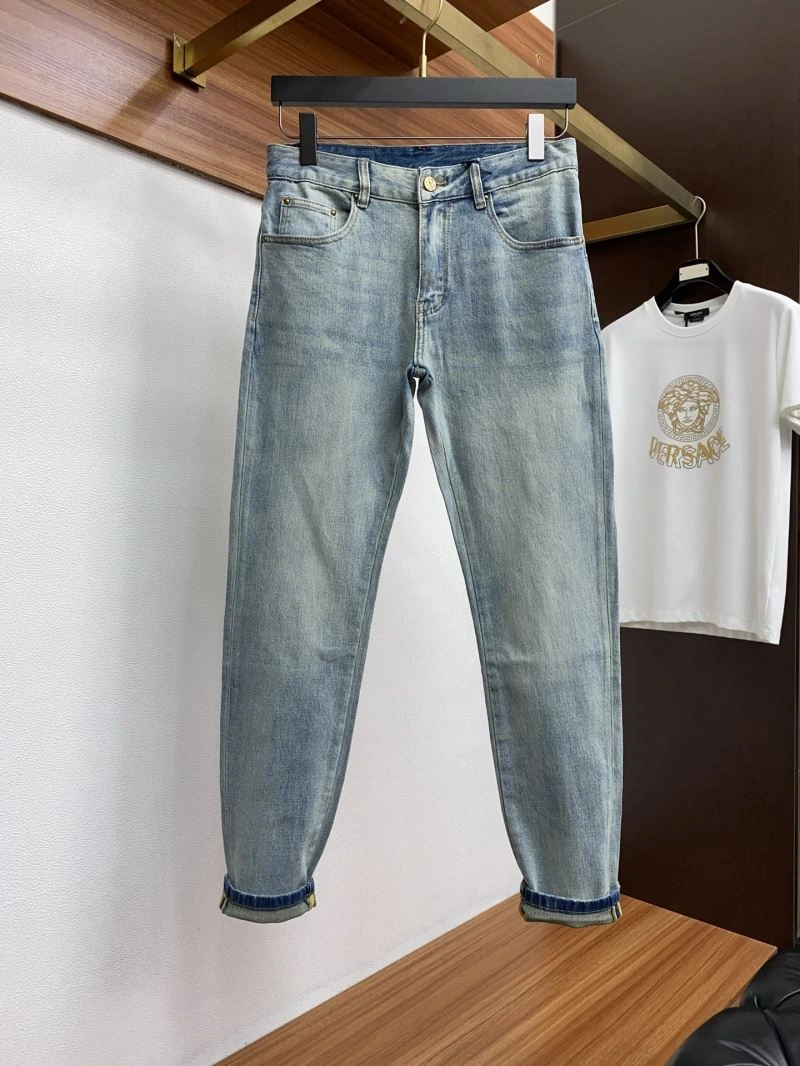 Breathable Louis Vuitton Jeans 133081