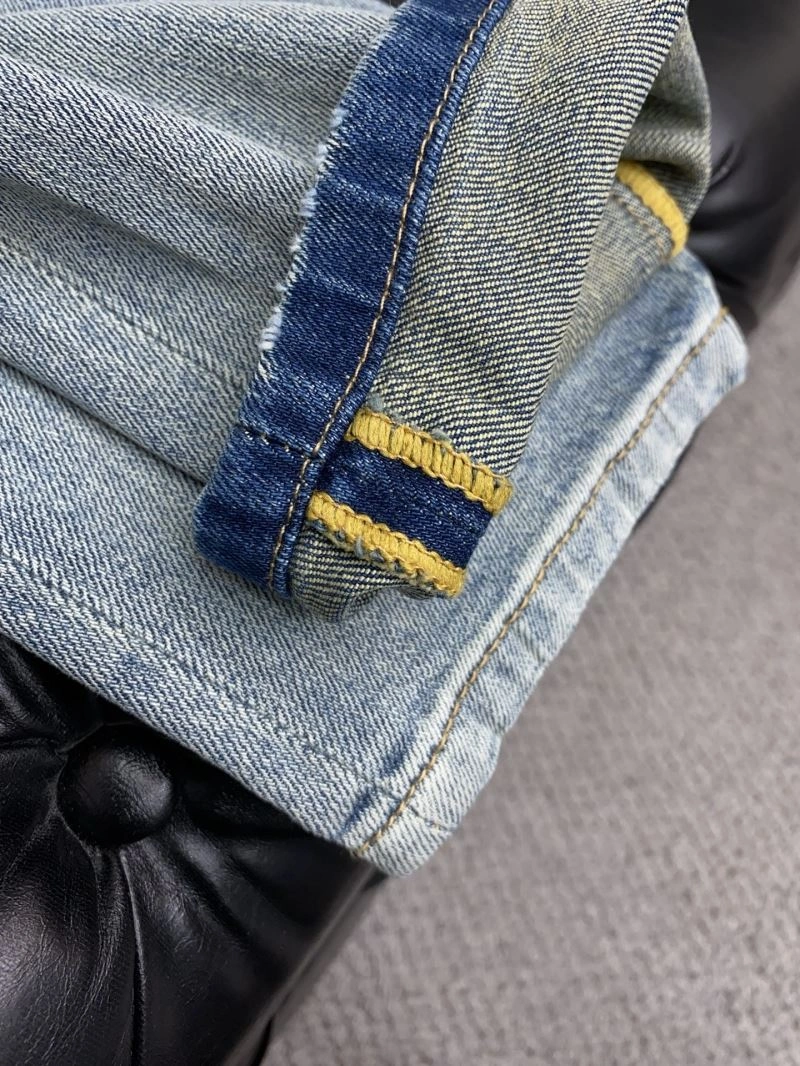 Breathable Louis Vuitton Jeans 133081