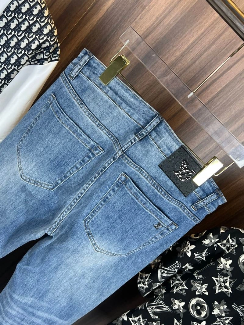 SportInspired Louis Vuitton Jeans 133106