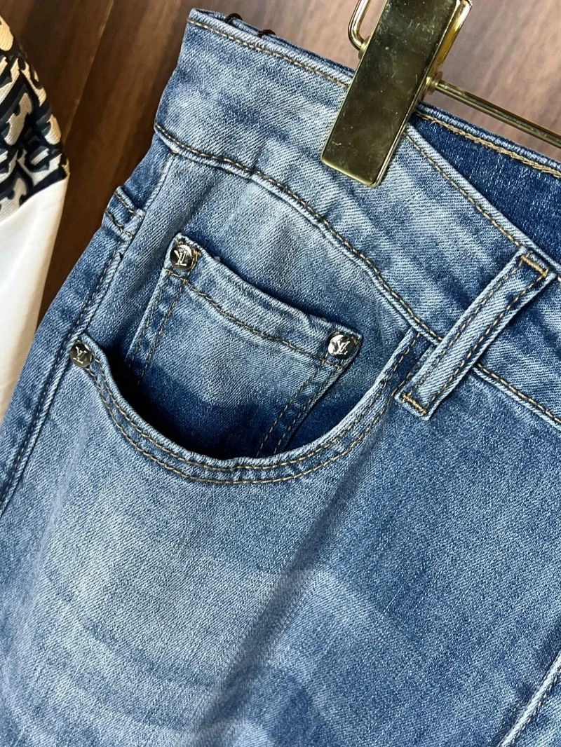 SportInspired Louis Vuitton Jeans 133106