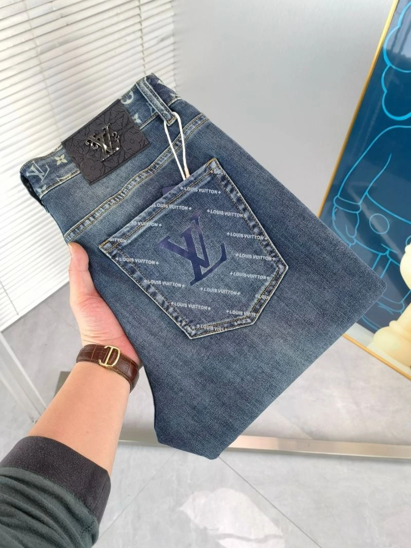 Bold Louis Vuitton Jeans 133093