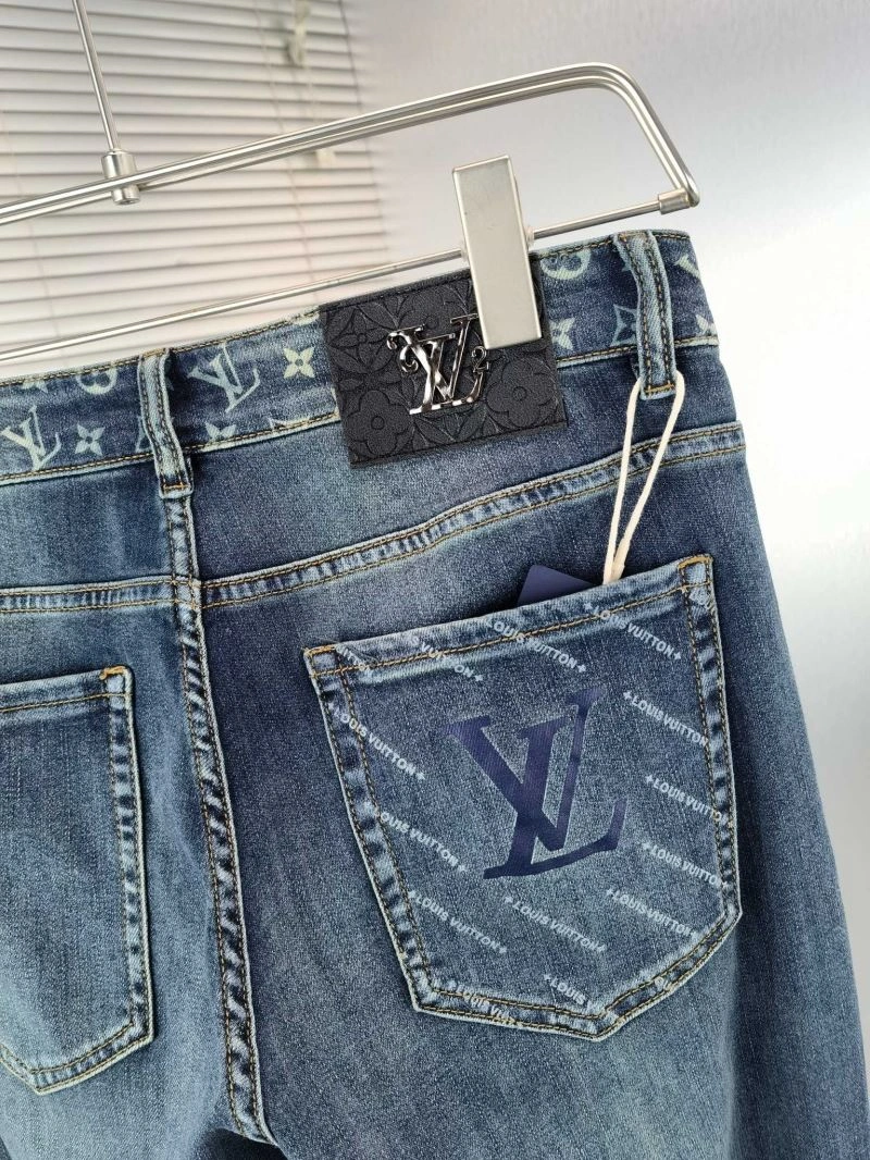 Bold Louis Vuitton Jeans 133093