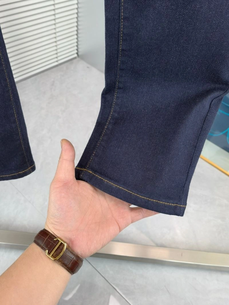 Affordable Louis Vuitton Jeans 133080