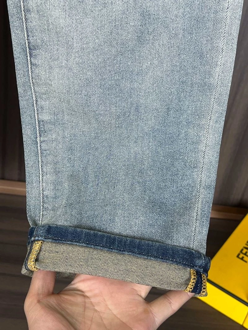 Original Louis Vuitton Jeans 133070