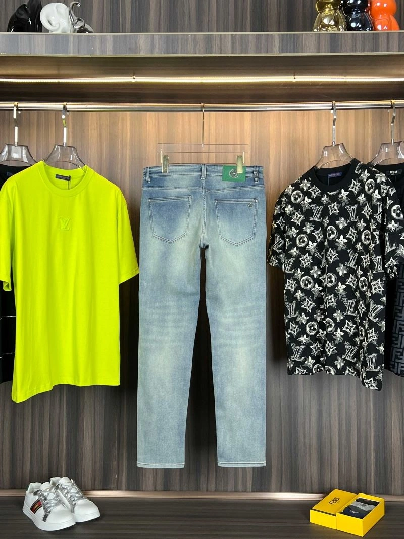 MoistureWicking Louis Vuitton Jeans 133075