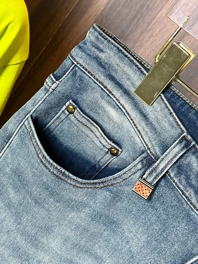MoistureWicking Louis Vuitton Jeans 133075