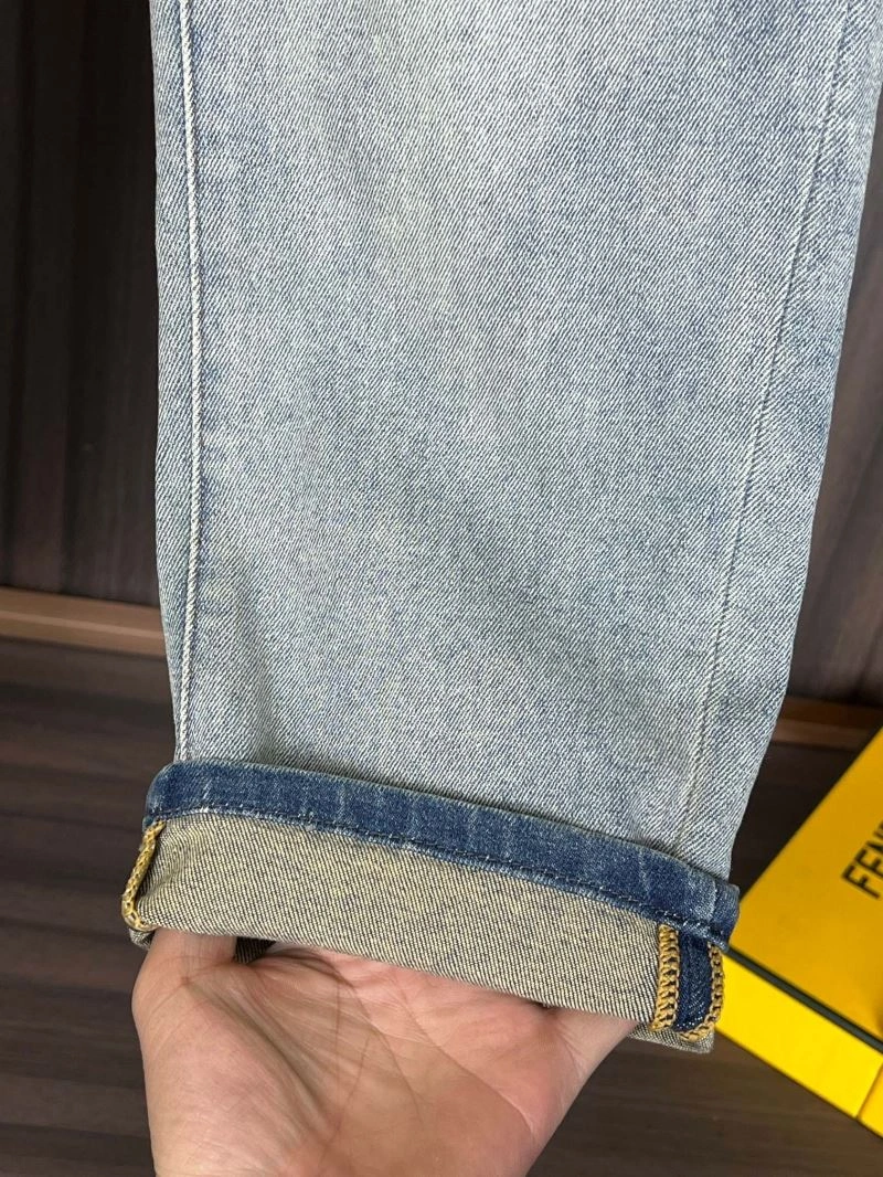 Refined Louis Vuitton Jeans 133084