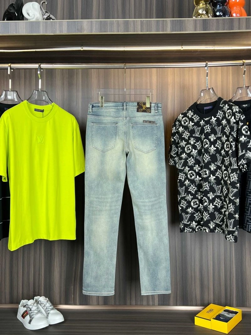 DailyWear Louis Vuitton Jeans 133091