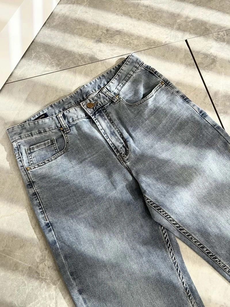 Louis Vuitton Jeans UrbanStyle 133060