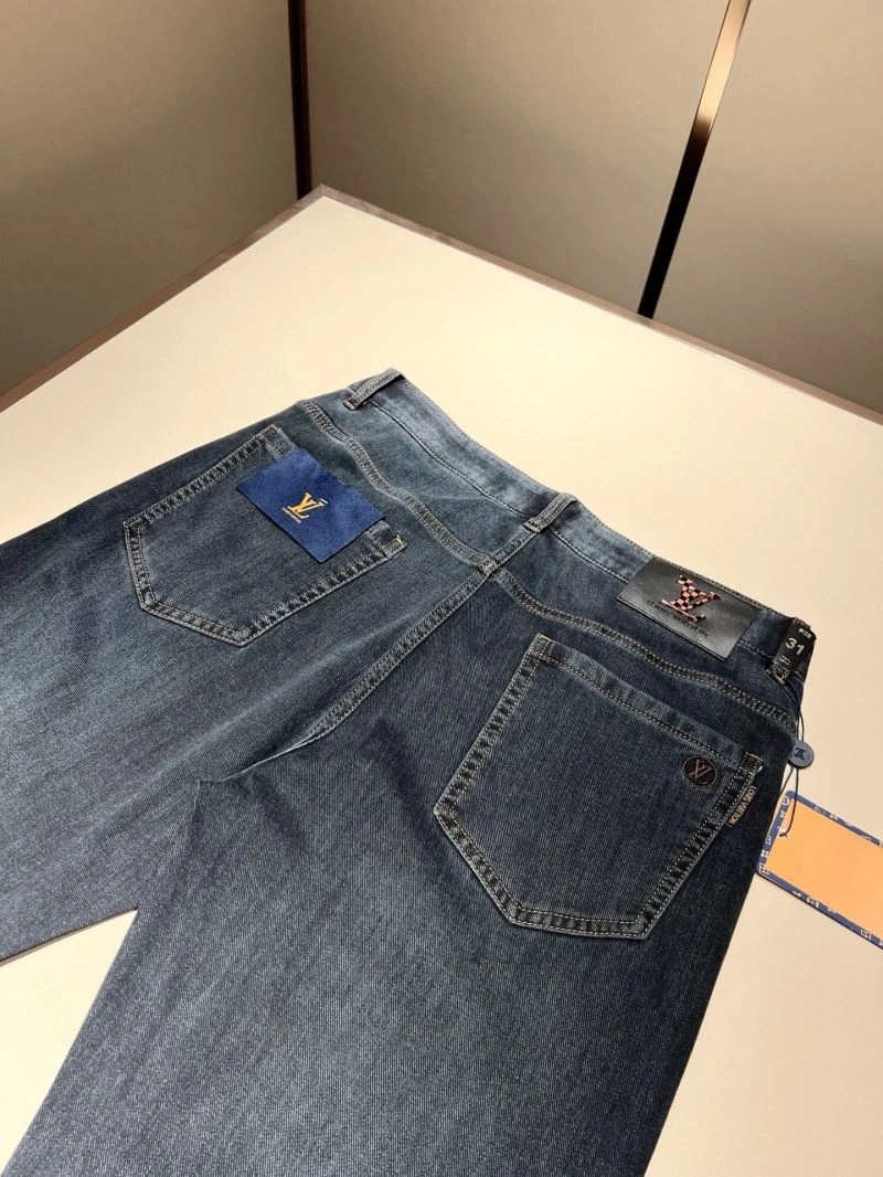 ComfortFit Louis Vuitton Jeans 133052