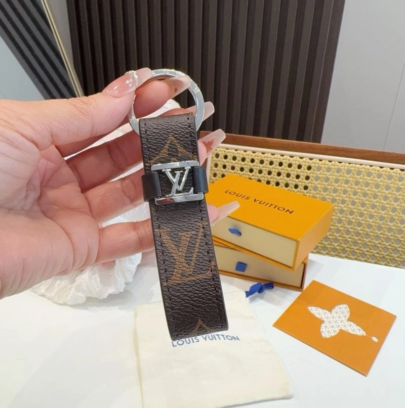 Louis Vuitton Keychains Cozy 266039