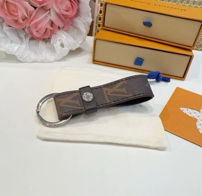 Louis Vuitton Keychains Cozy 266039