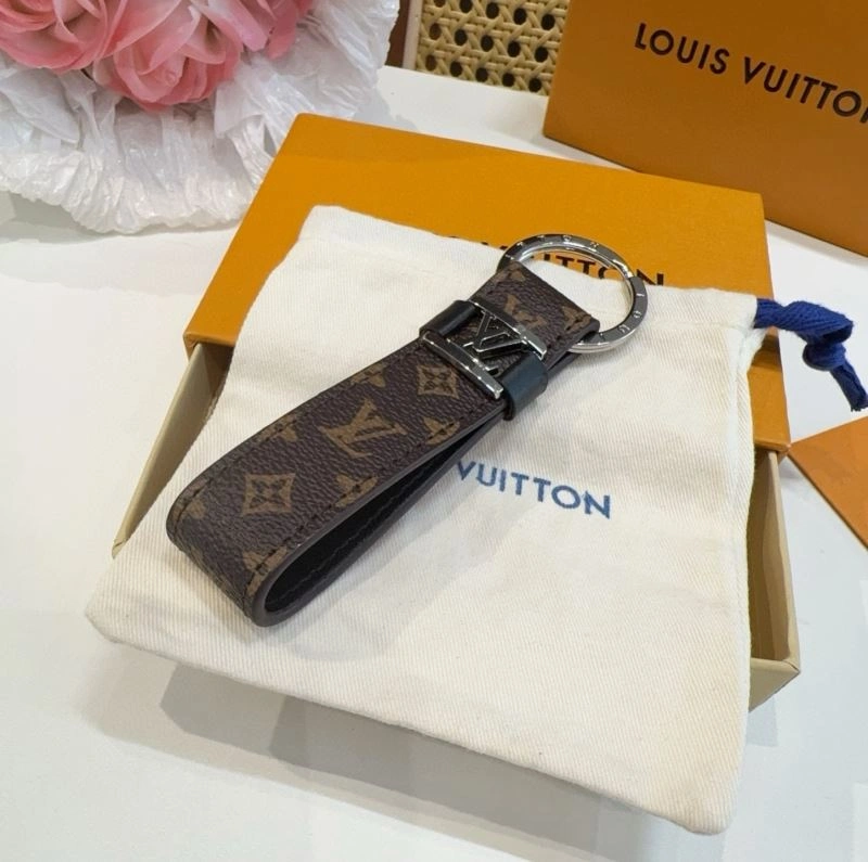 WrinkleFree Louis Vuitton Keychains 266038
