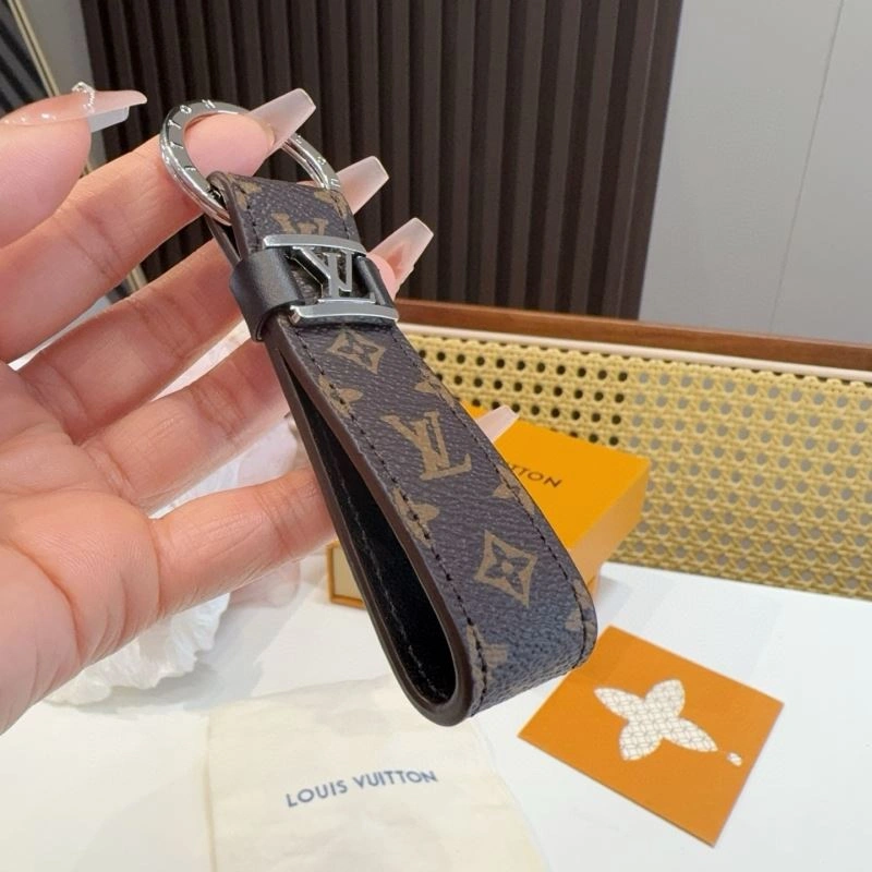 WrinkleFree Louis Vuitton Keychains 266038