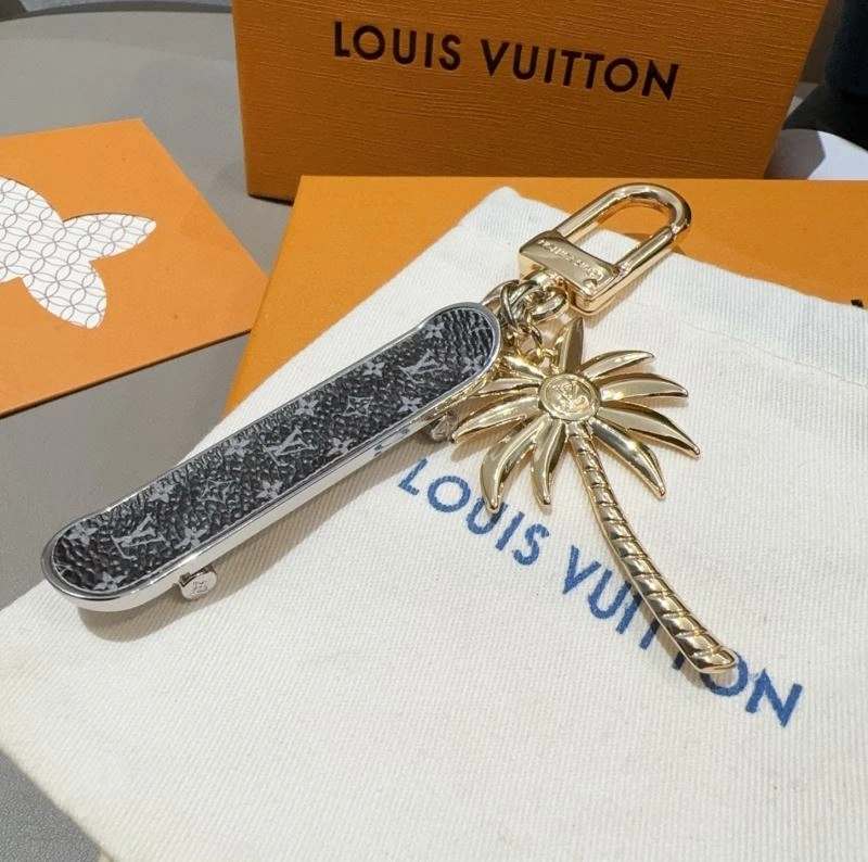 Louis Vuitton Keychains OnTrend 266025